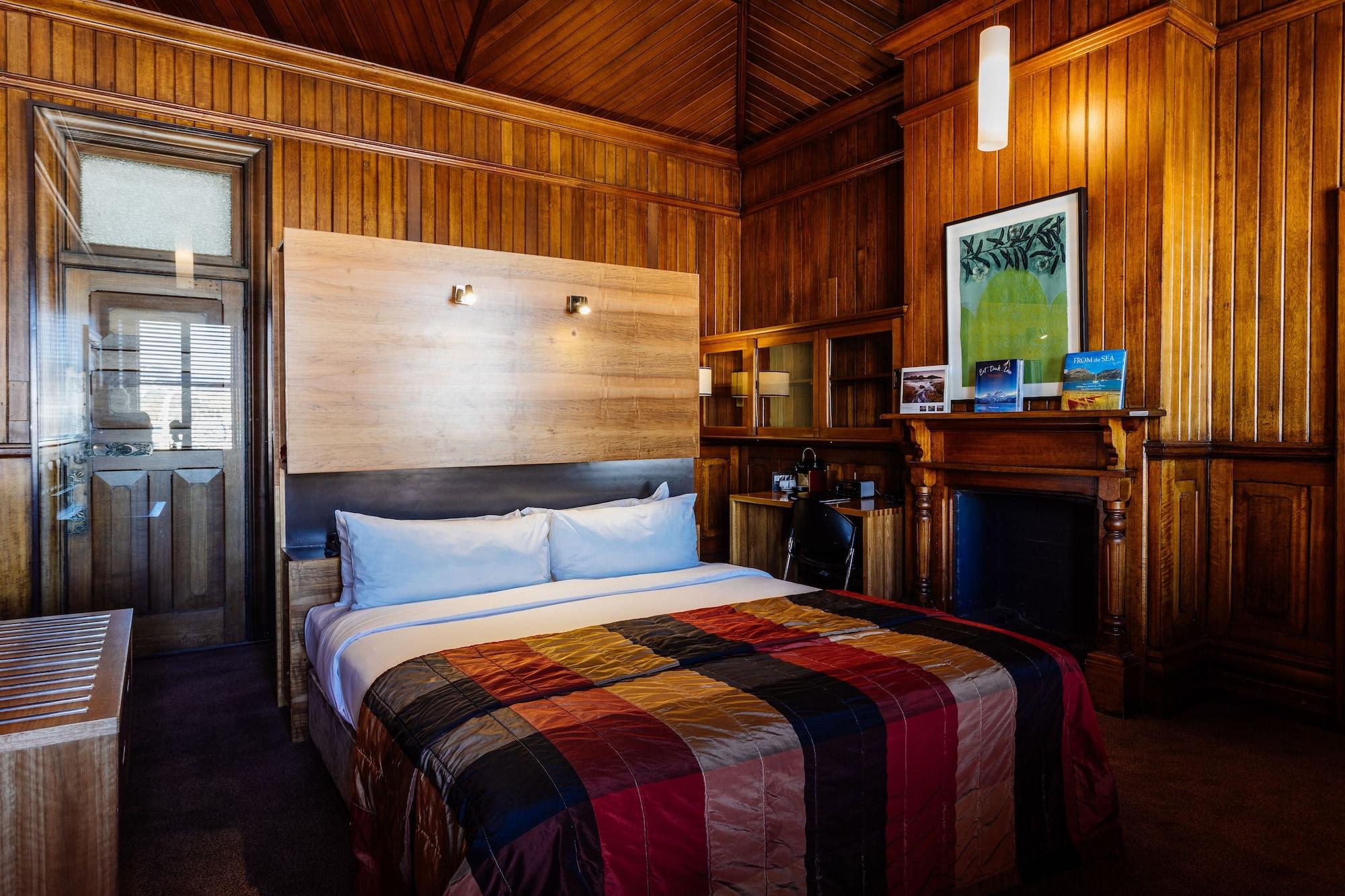 The Henry Jones Art Hotel Hobart Exterior foto A room at the hotel