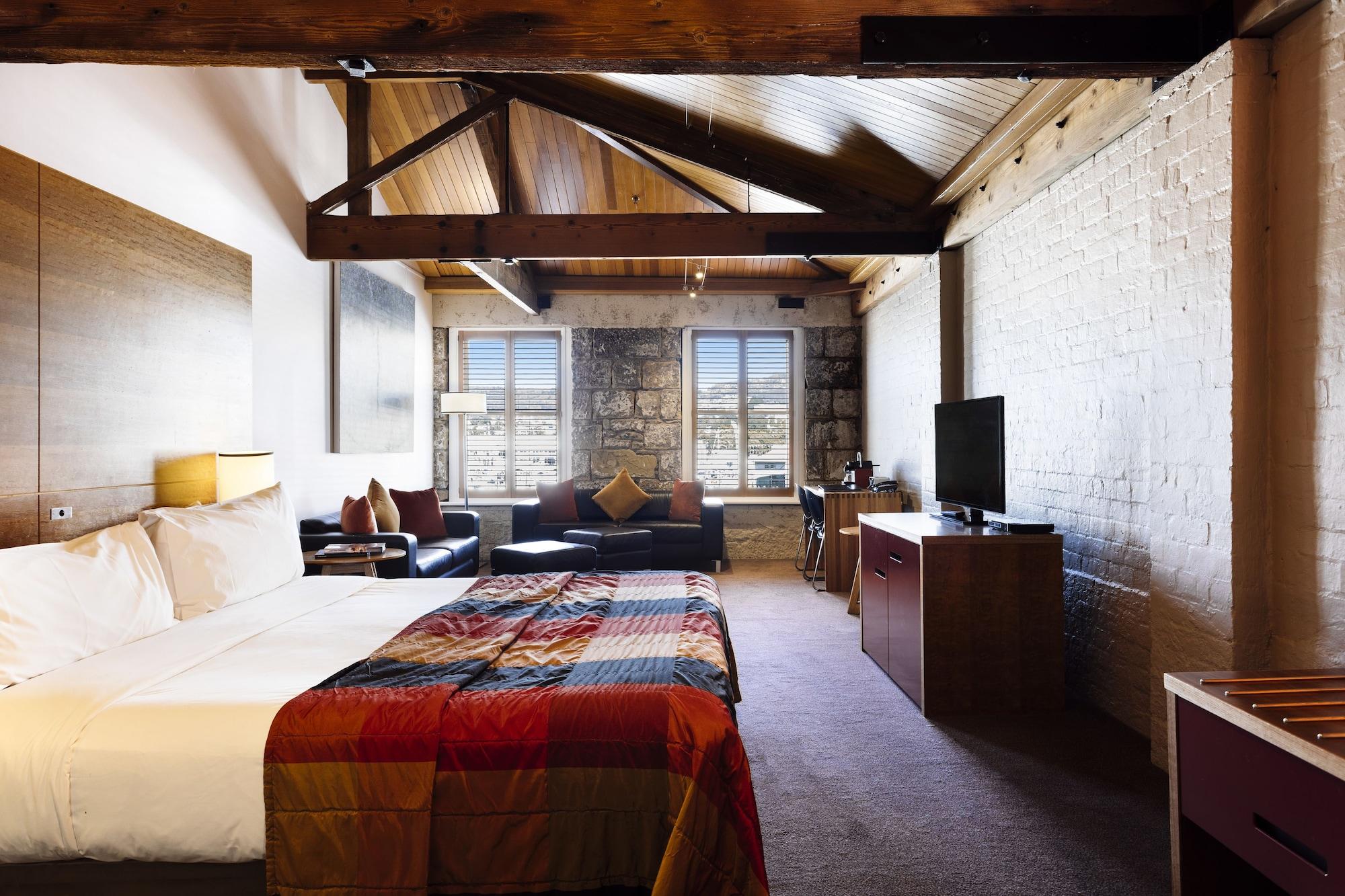 The Henry Jones Art Hotel Hobart Exterior foto A room at the Hotel