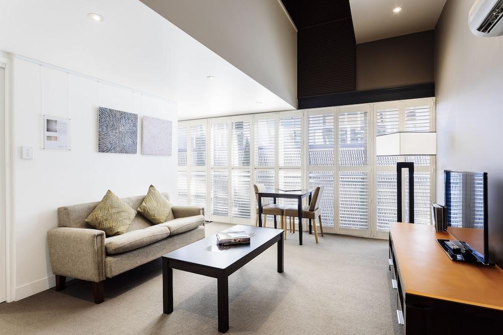 The Henry Jones Art Hotel Hobart Exterior foto A typical apartment at the hotel