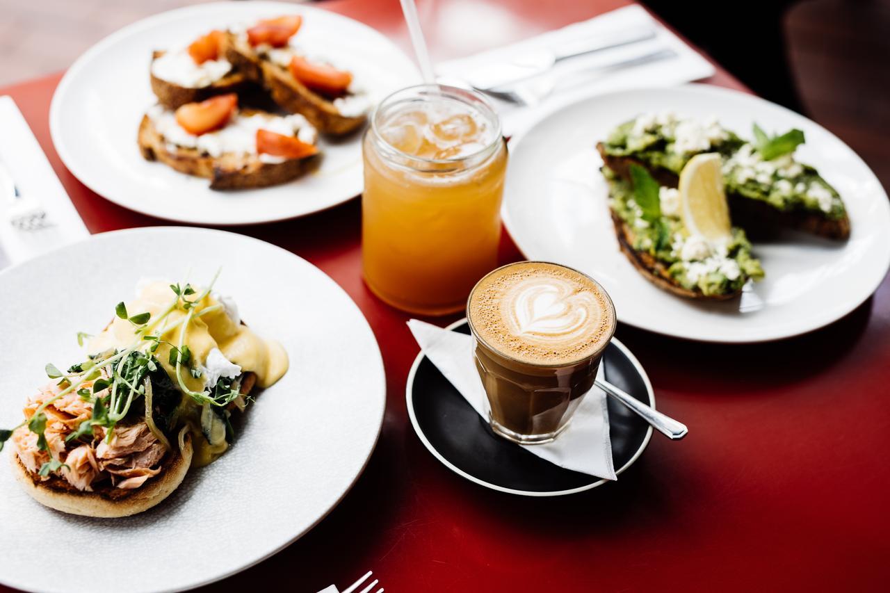 The Henry Jones Art Hotel Hobart Exterior foto A selection of dishes at the restaurant